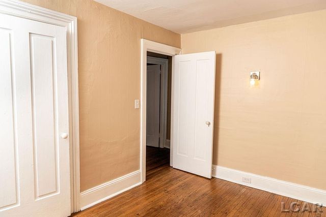 169 Park Street, Adrian, MI 49221