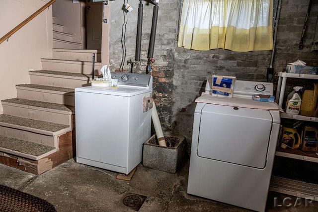 169 Park Street, Adrian, MI 49221