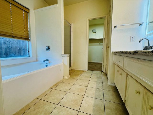 931 Sierra Springs Lane, Spring, TX 77373