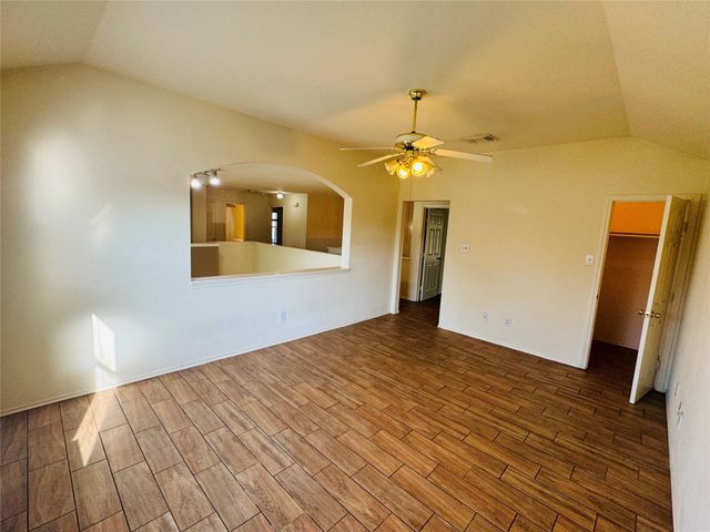 931 Sierra Springs Lane, Spring, TX 77373