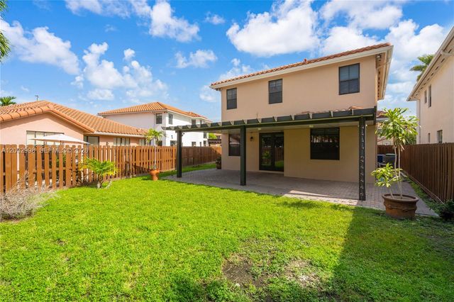 9925 NW 10th Street, Miami, FL 33172