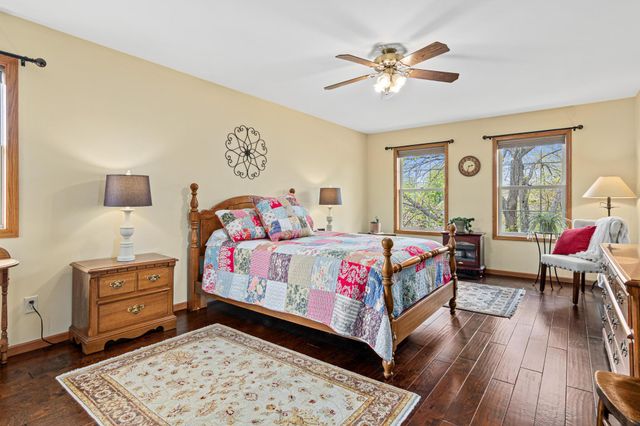 546 Linden Lane, Lino Lakes, MN 55014