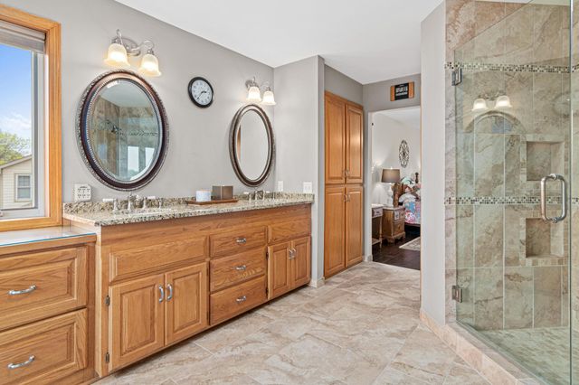546 Linden Lane, Lino Lakes, MN 55014