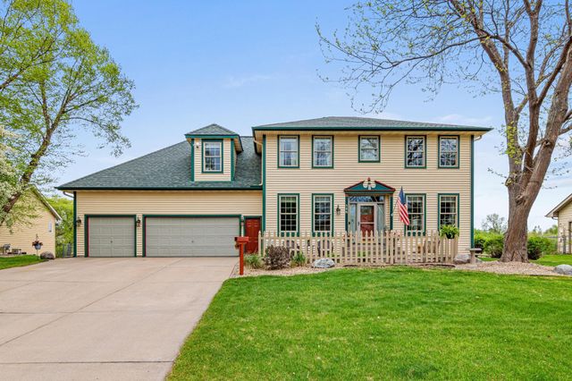 546 Linden Lane, Lino Lakes, MN 55014