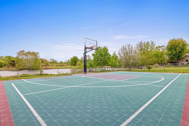 546 Linden Lane, Lino Lakes, MN 55014