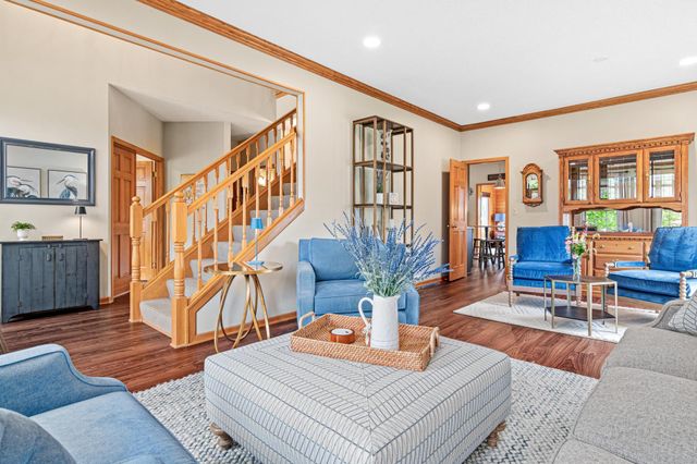 546 Linden Lane, Lino Lakes, MN 55014