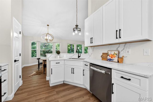 444 Bethany Court, Valley Park, MO 63088