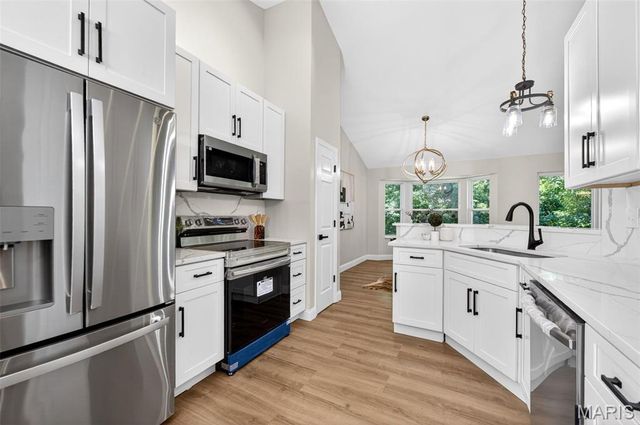 444 Bethany Court, Valley Park, MO 63088