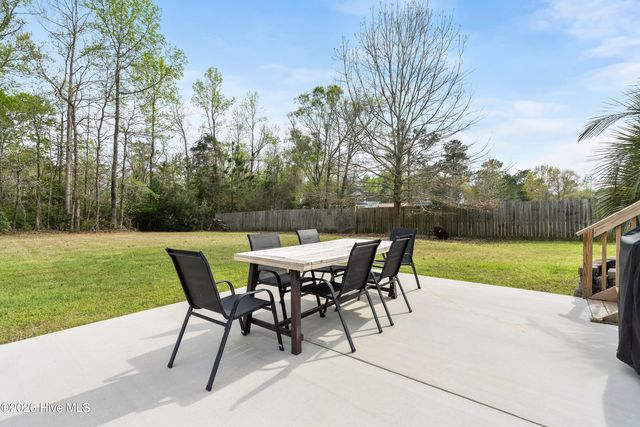 254 Everett Yopp Drive, Sneads Ferry, NC 28460