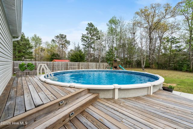 254 Everett Yopp Drive, Sneads Ferry, NC 28460