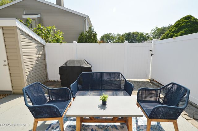 11 Fern Court, Tinton Falls, NJ 07724