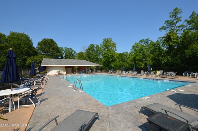 11 Fern Court, Tinton Falls, NJ 07724