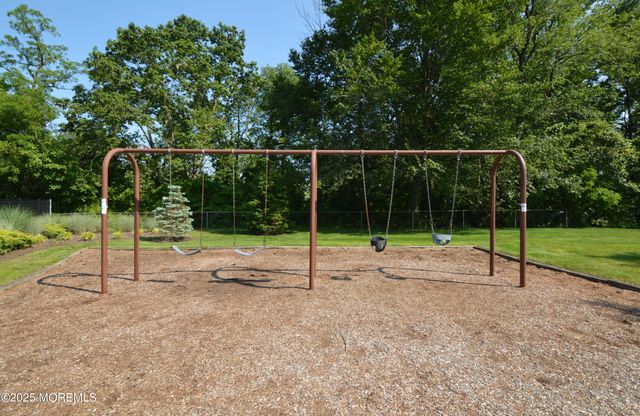 11 Fern Court, Tinton Falls, NJ 07724