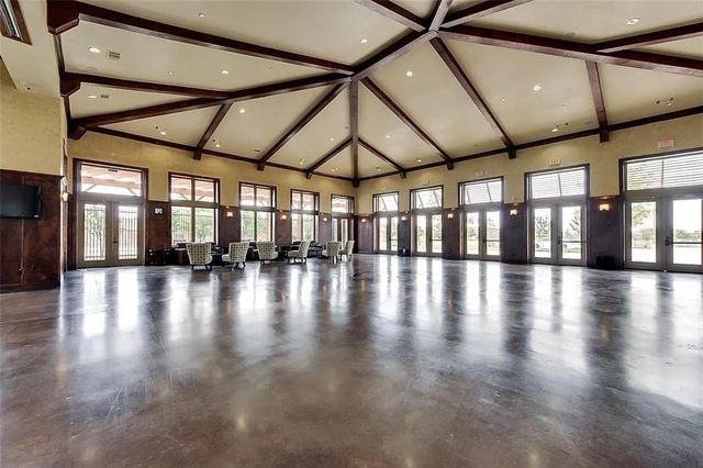 2703 Waterway Drive, Grand Prairie, TX 75054