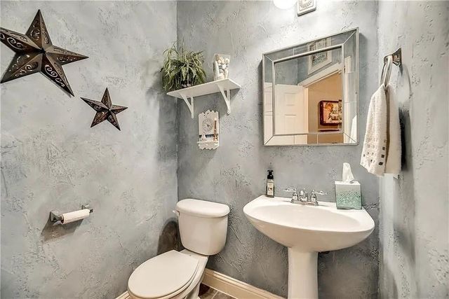 2703 Waterway Drive, Grand Prairie, TX 75054