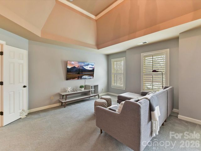 626 Hampshire Hill Road, Matthews, NC 28105