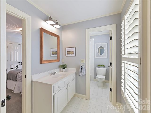 626 Hampshire Hill Road, Matthews, NC 28105