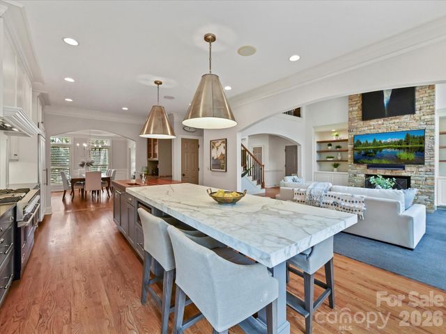 626 Hampshire Hill Road, Matthews, NC 28105