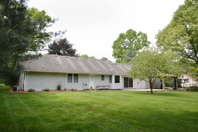 48463 Orchard Drive, Mattawan, MI 49071