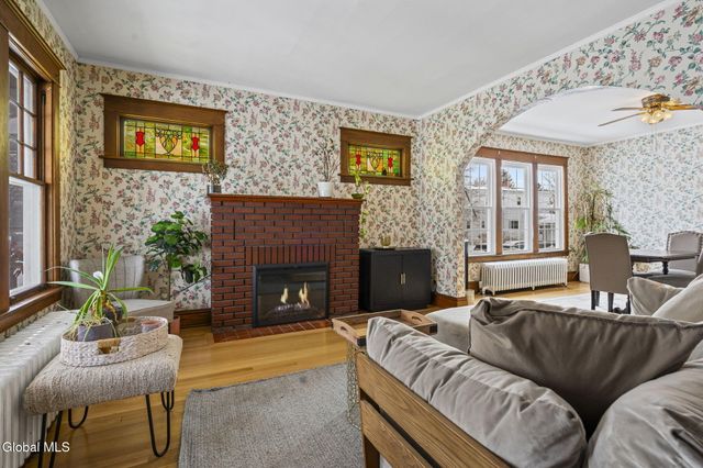 182 Whitehall Road, Albany, NY 12209