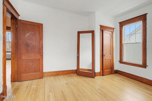 182 Whitehall Road, Albany, NY 12209