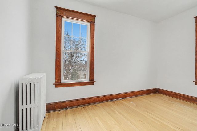 182 Whitehall Road, Albany, NY 12209