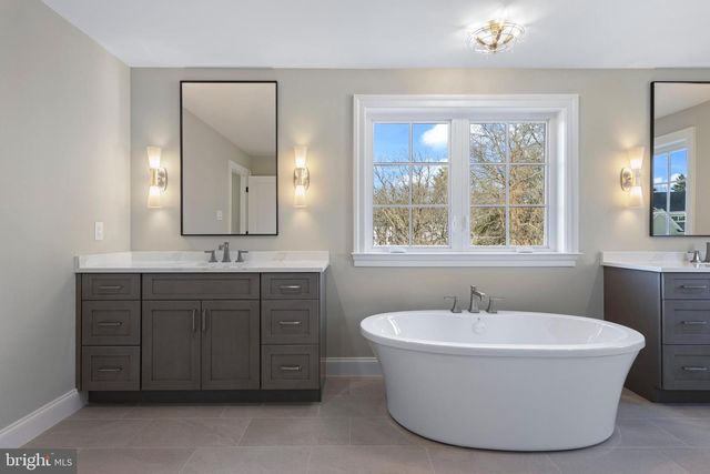 THE PRESCOTT MILLSTONE CIR, West Chester, PA 19380