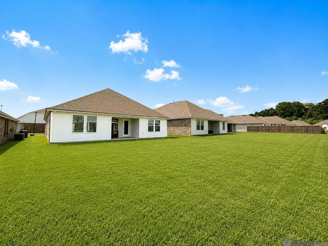 15509 Olive Grove Dr, Zachary, LA 70791