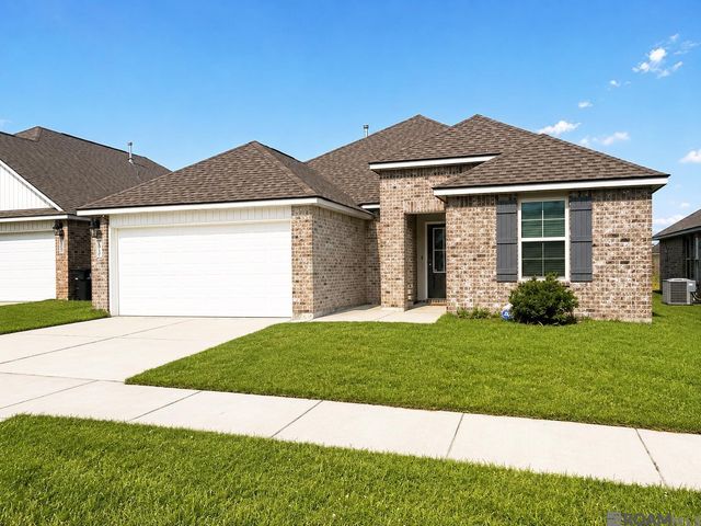 15509 Olive Grove Dr, Zachary, LA 70791