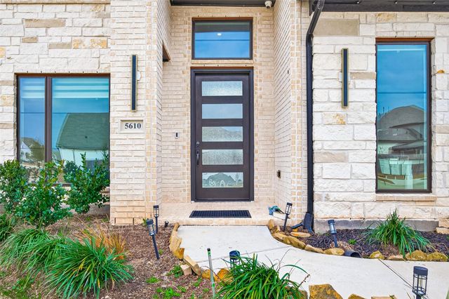 5610 Mesa Estates Drive, Richmond, TX 77469