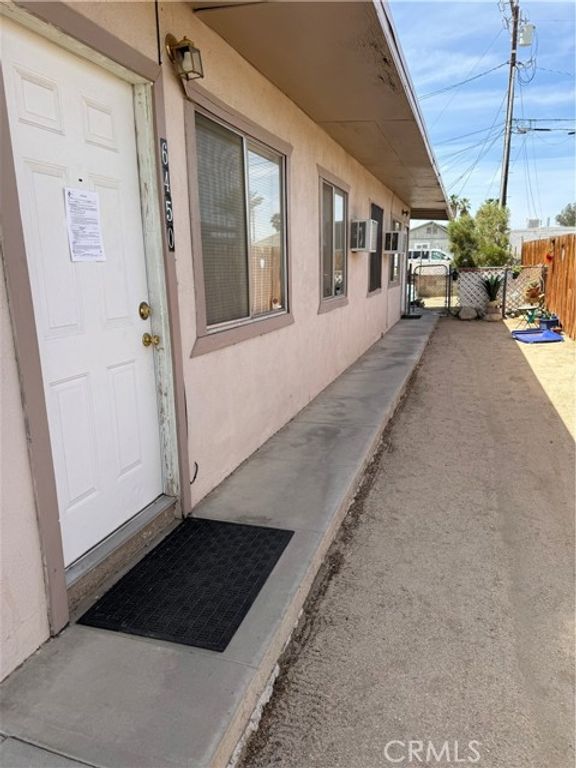 6450 Athol, Twentynine Palms, CA 92277