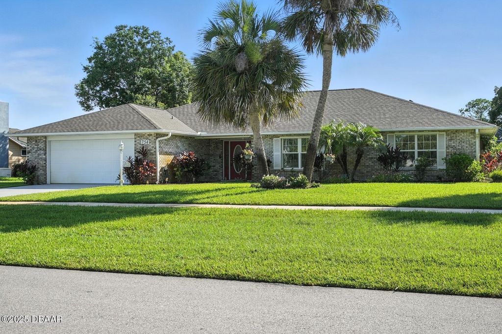 754 Pelican Bay Drive, Daytona Beach, FL 32119