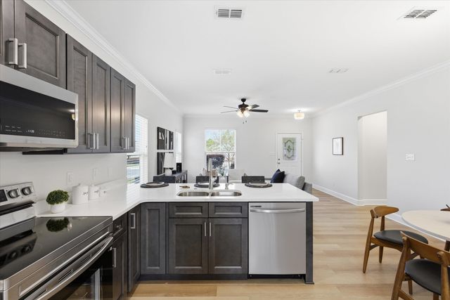 1351 Tuscaloosa Trace, Tallahassee, FL 32305