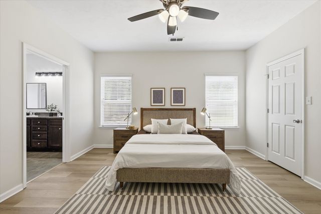 1351 Tuscaloosa Trace, Tallahassee, FL 32305