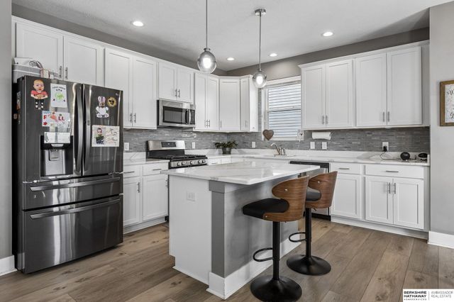 8059 N 173 Street, Bennington, NE 68007