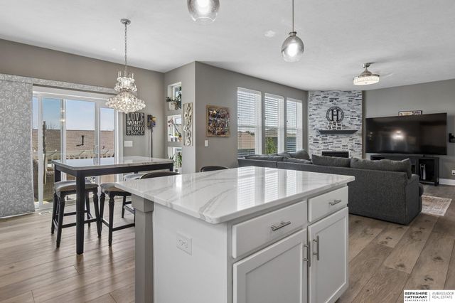 8059 N 173 Street, Bennington, NE 68007