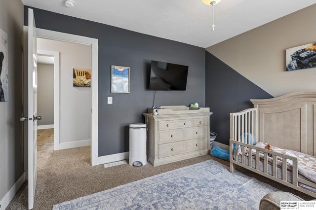 8059 N 173 Street, Bennington, NE 68007