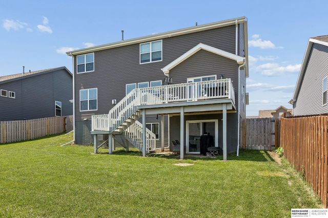 8059 N 173 Street, Bennington, NE 68007