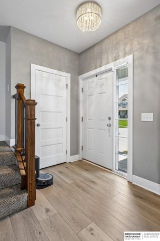8059 N 173 Street, Bennington, NE 68007