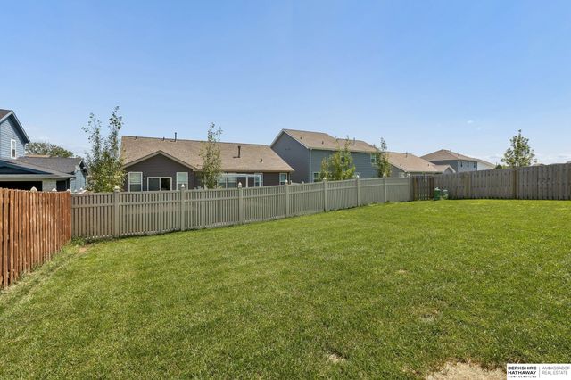 8059 N 173 Street, Bennington, NE 68007