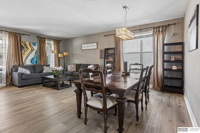 8059 N 173 Street, Bennington, NE 68007