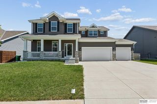 8059 N 173 Street, Bennington, NE 68007