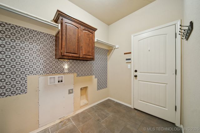 519 S 50th Place, Broken Arrow, OK 74014