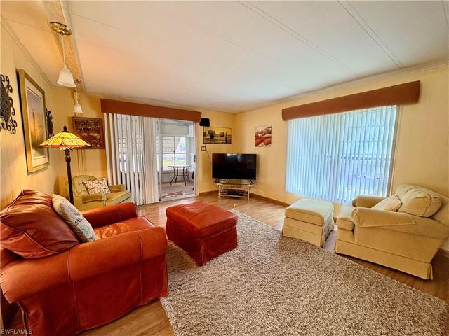 3049 Longview LN, North Fort Myers, FL 33917