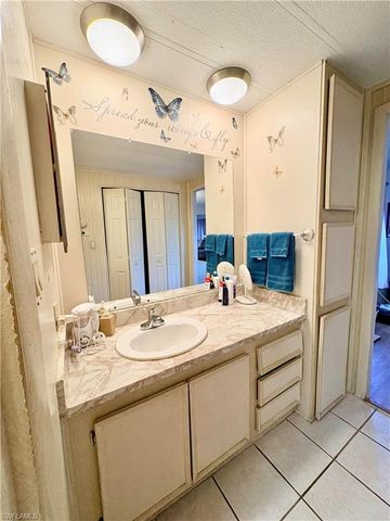 3049 Longview LN, North Fort Myers, FL 33917