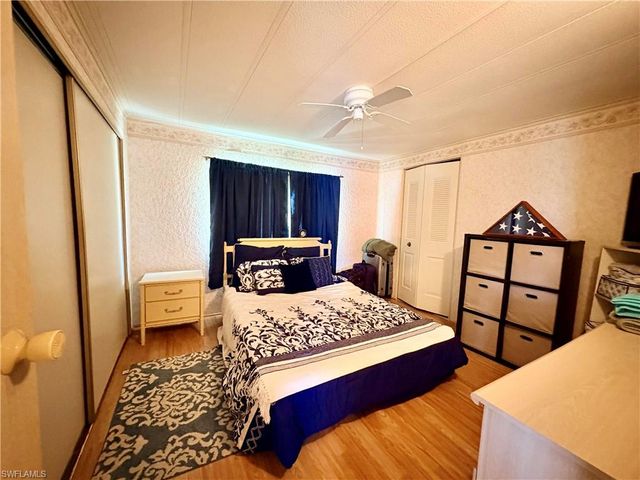 3049 Longview LN, North Fort Myers, FL 33917