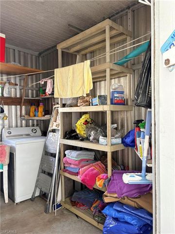 3049 Longview LN, North Fort Myers, FL 33917