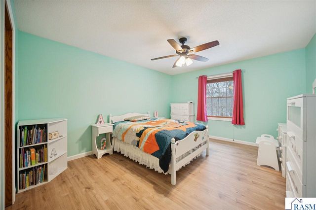 117 Hope Ct, Mankato, MN 56001