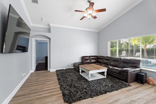 4620 SE Winter Haven Court, Stuart, FL 34997