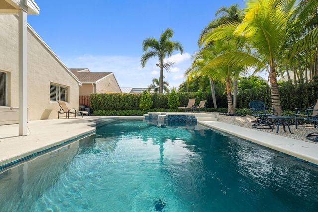 4620 SE Winter Haven Court, Stuart, FL 34997